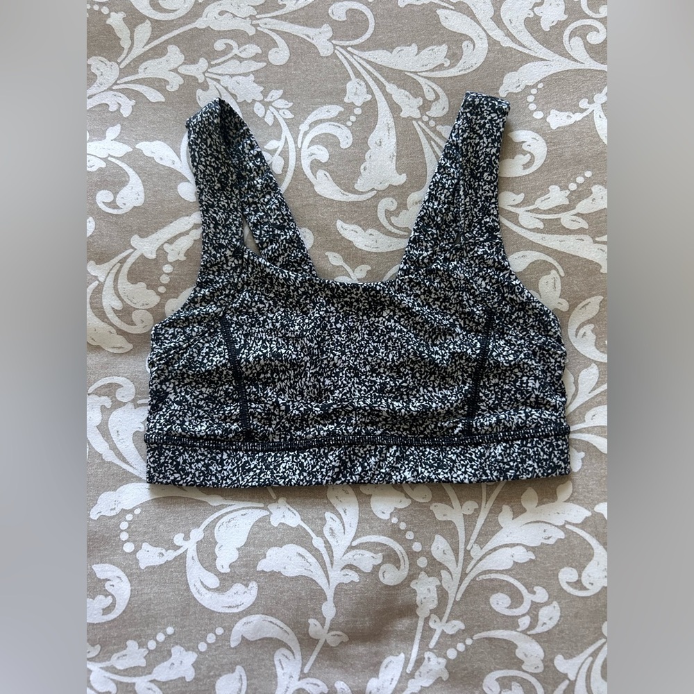 Lululemon sports bra — white and black patterned (fits size xs)